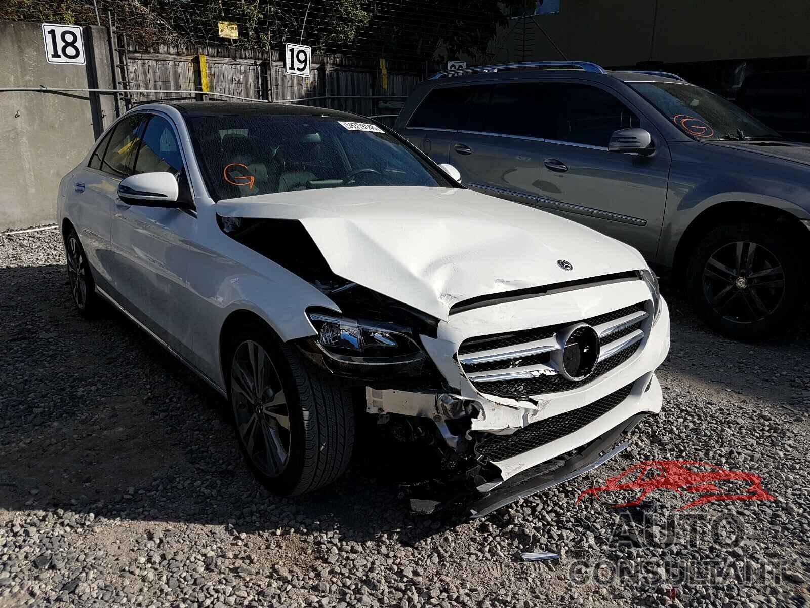 MERCEDES-BENZ C CLASS 2018 - WDDWF4JB2JR358476