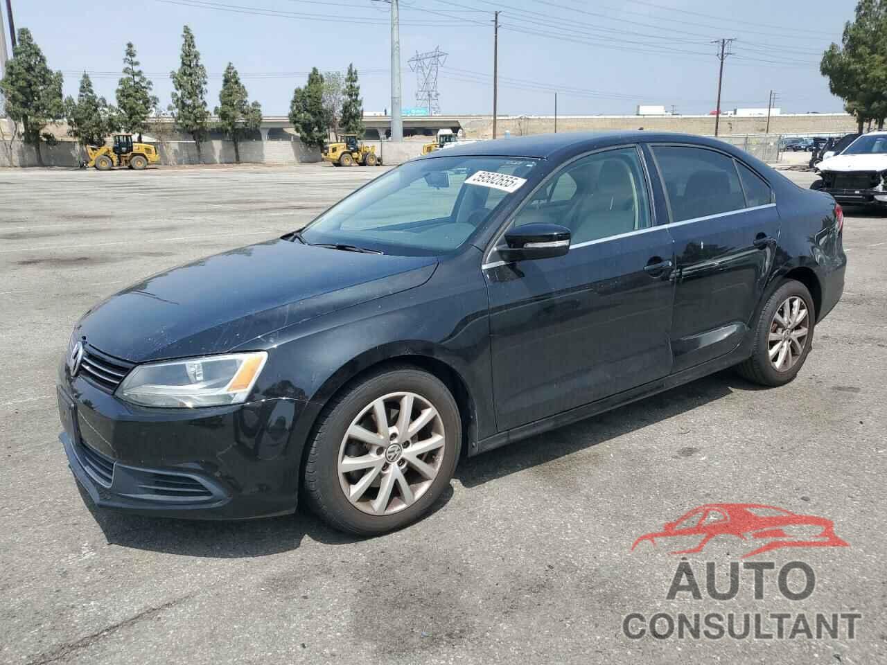 VOLKSWAGEN JETTA 2013 - 3VWDX7AJ6DM438180