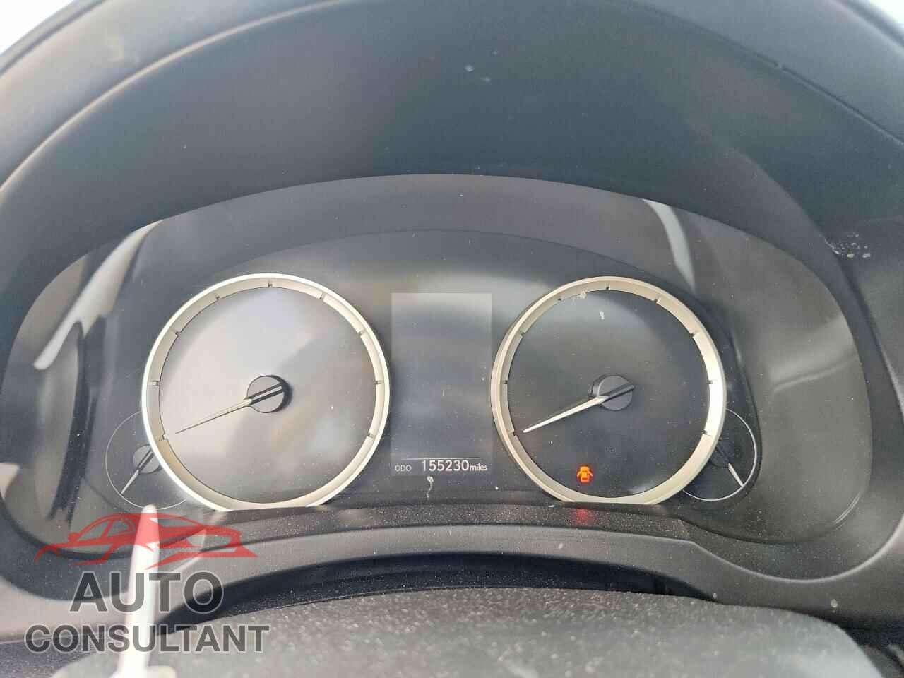 LEXUS IS 2016 - JTHBA1D22G5010404