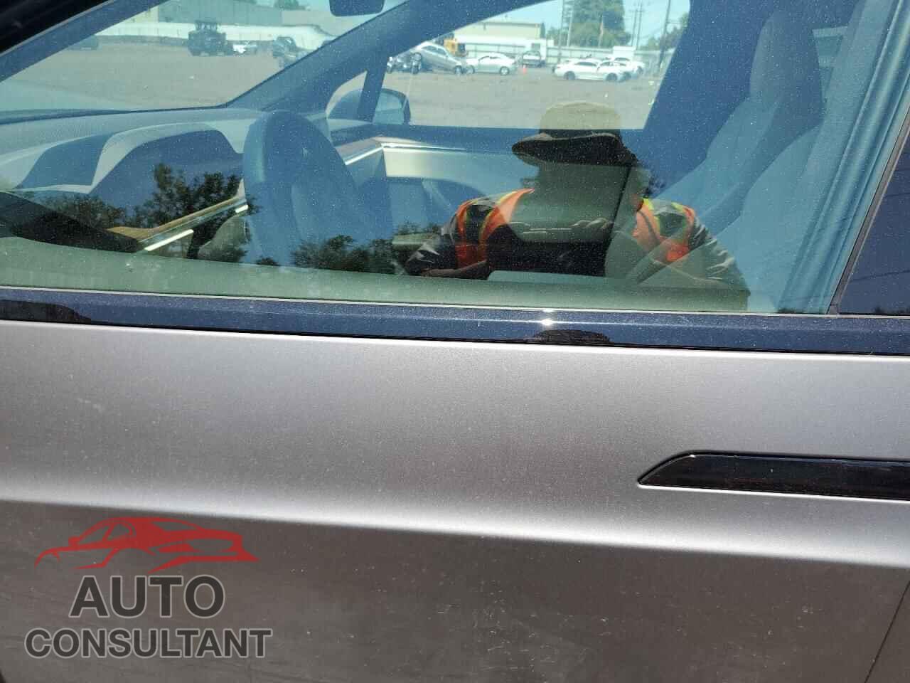 TESLA MODEL X 2023 - 7SAXCBE59PF419372