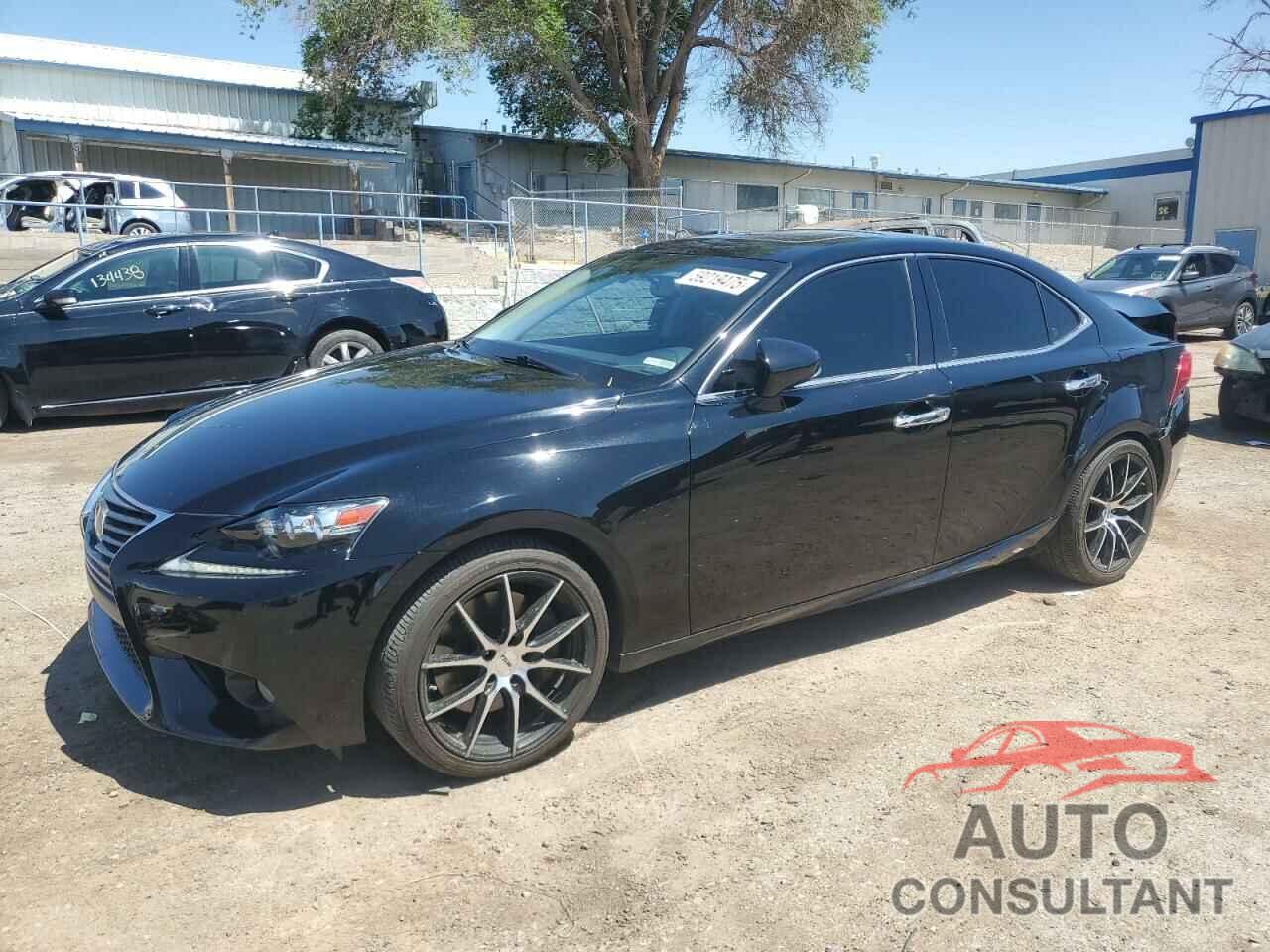 LEXUS IS 2014 - JTHBE1D26E5012335
