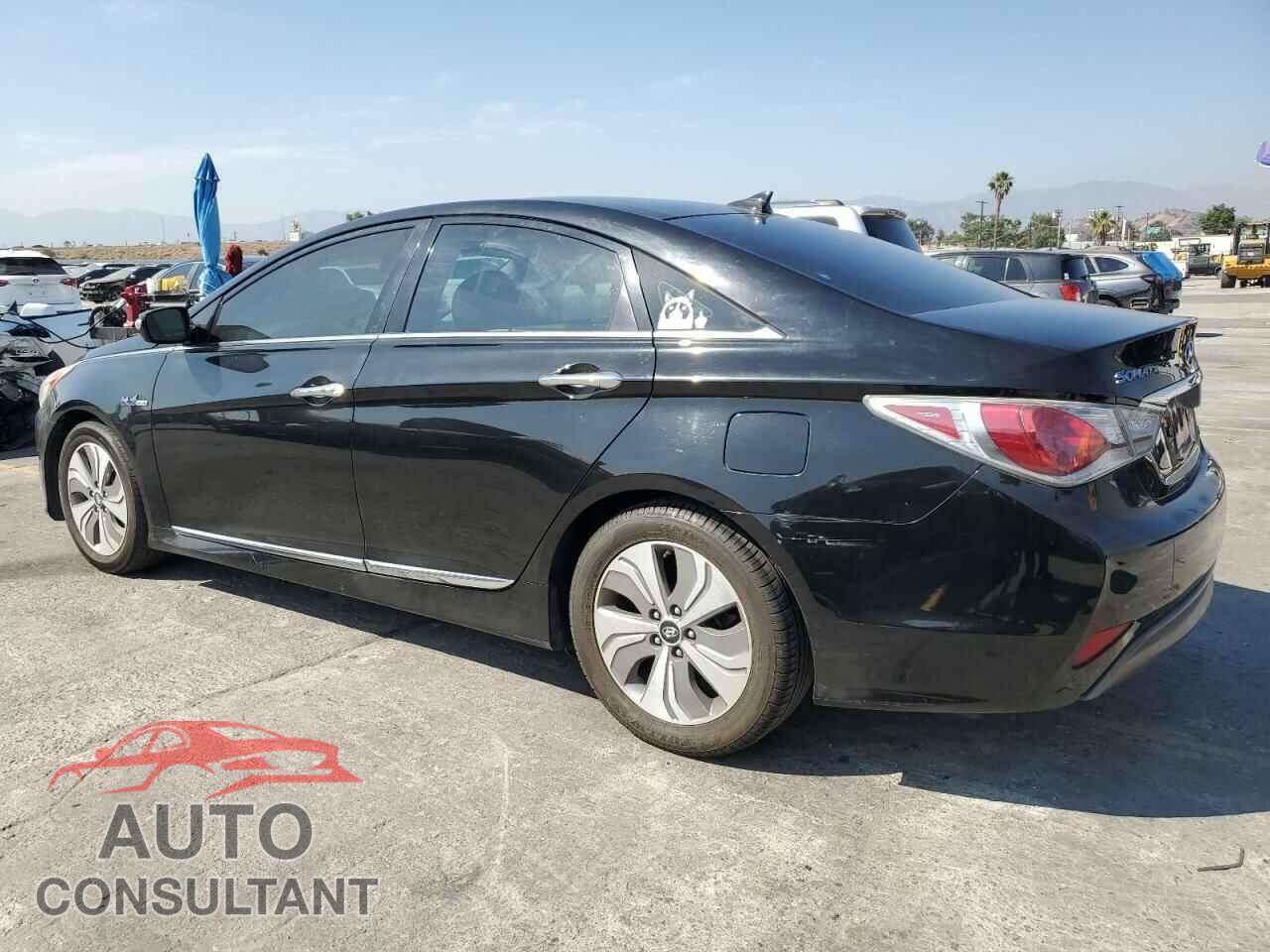 HYUNDAI SONATA 2013 - KMHEC4A45DA071115
