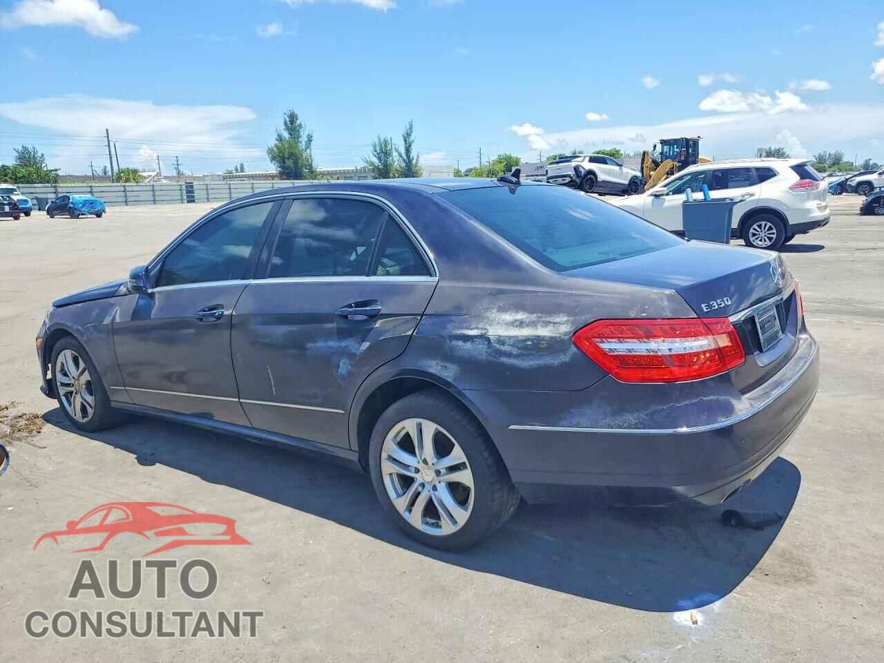 MERCEDES-BENZ E-CLASS 2011 - WDDHF8HB2BA355793