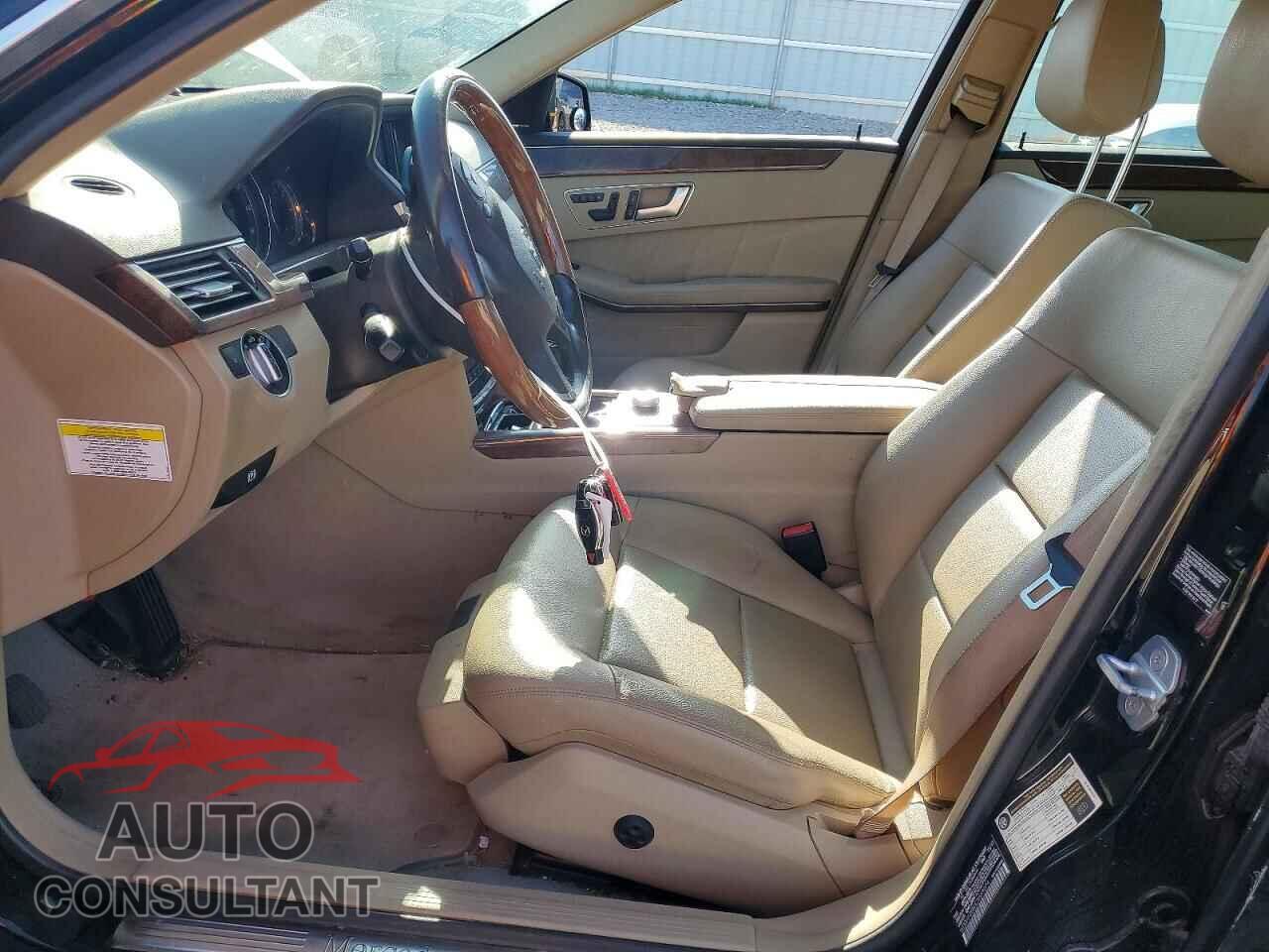 MERCEDES-BENZ E-CLASS 2012 - WDDHF2EB0CA559074