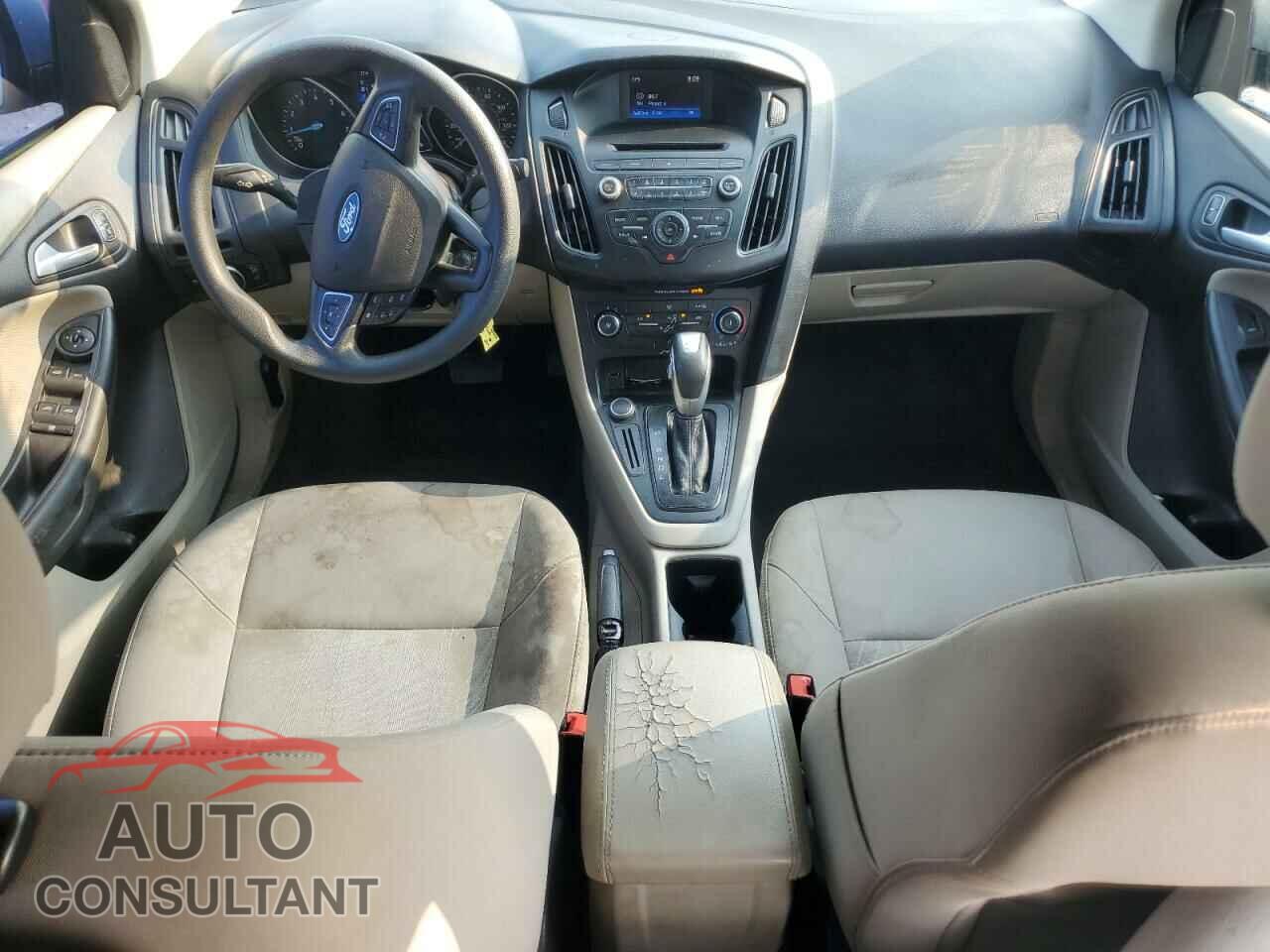 FORD FOCUS 2015 - 1FADP3F23FL339033