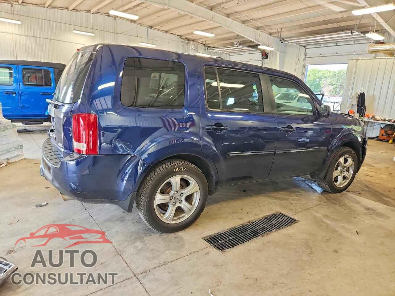 HONDA PILOT 2015 - 5FNYF4H58FB035761