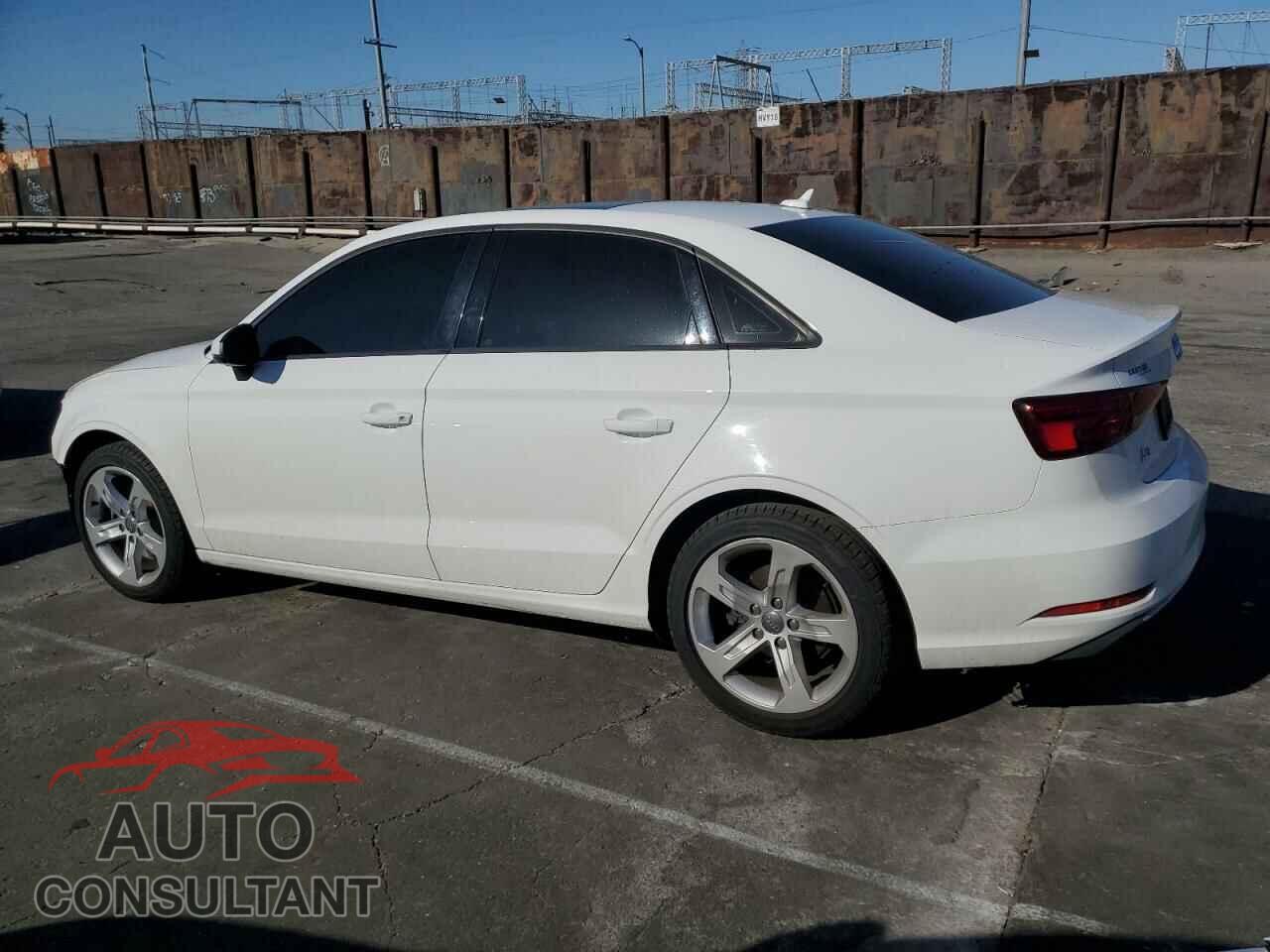 AUDI A3 2017 - WAUAUGFF7H1057375