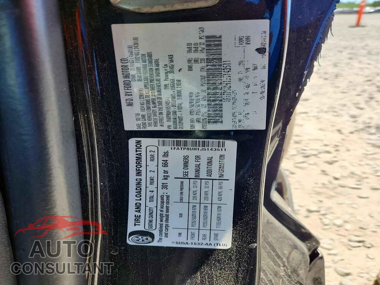 FORD MUSTANG 2018 - 1FATP8UH1J5143511