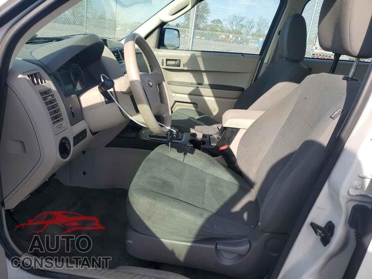 FORD ESCAPE 2011 - 1FMCU0C70CKB16538