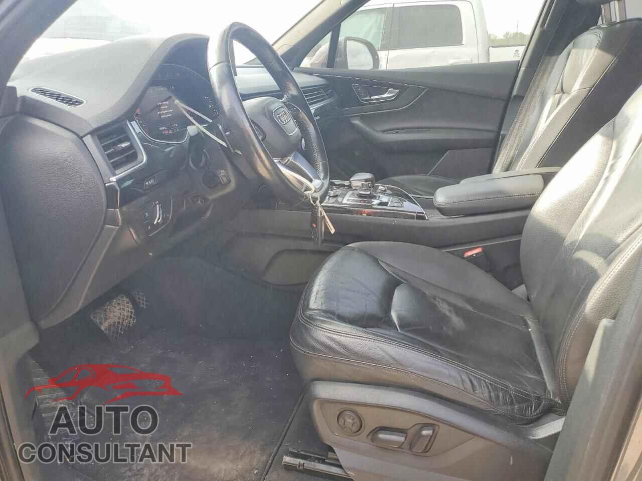 AUDI Q7 2017 - WA1LAAF72HD022049