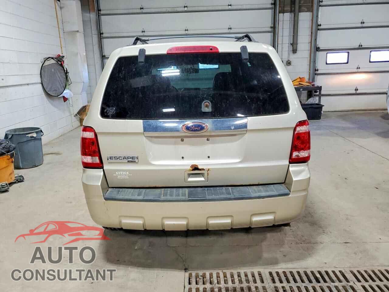 FORD ESCAPE 2011 - 1FMCU9E72BKC69308