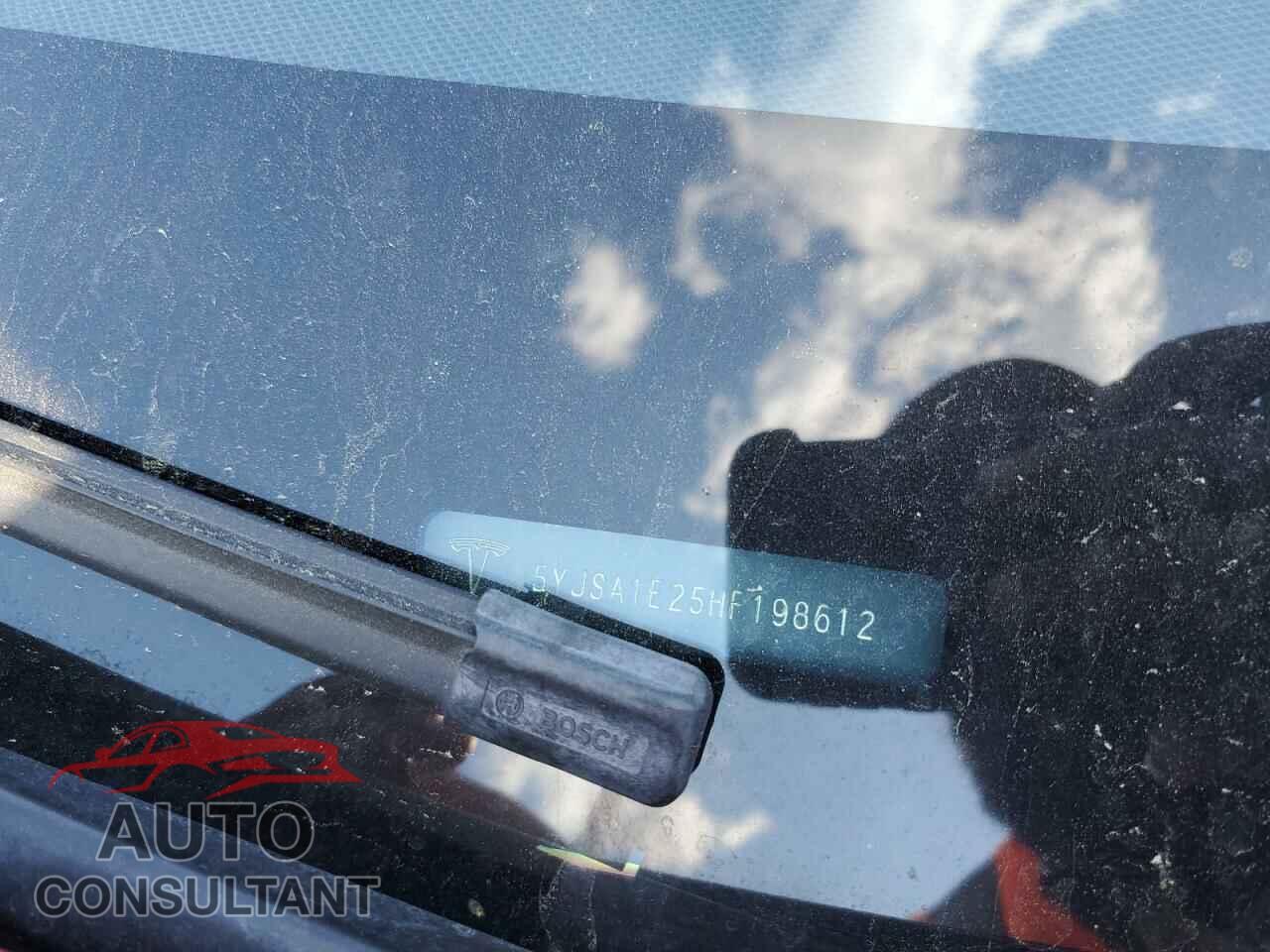 TESLA MODEL S 2017 - 5YJSA1E25HF198612