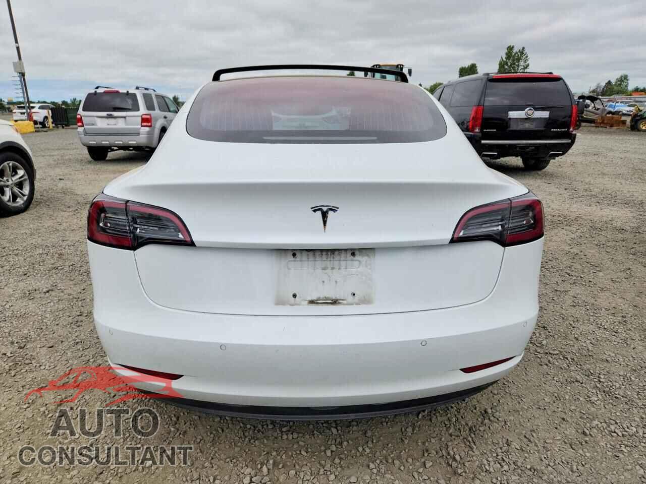 TESLA MODEL 3 2018 - 5YJ3E1EA6JF035196