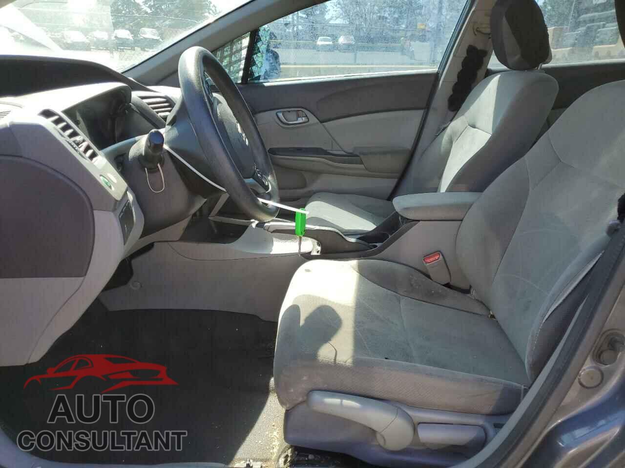 HONDA CIVIC 2012 - 2HGFB2F57CH584157