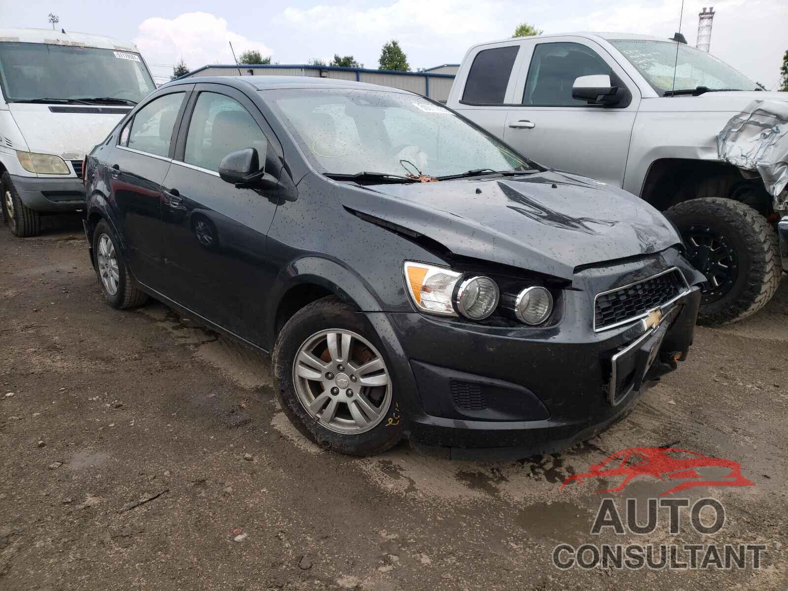 CHEVROLET SONIC 2016 - 1G1JC5SG9G4166922
