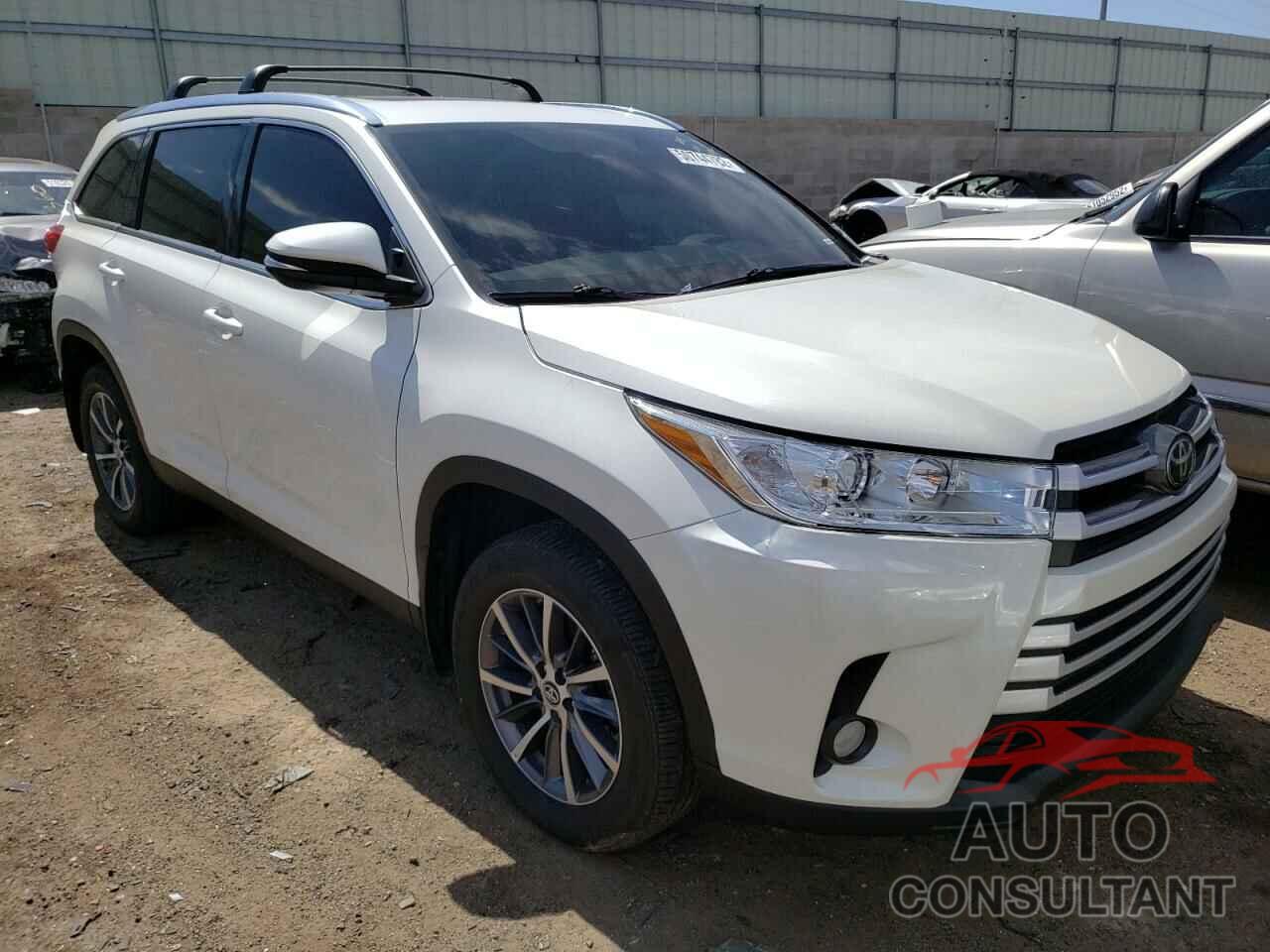 TOYOTA HIGHLANDER 2019 - 5TDJZRFH6KS595044