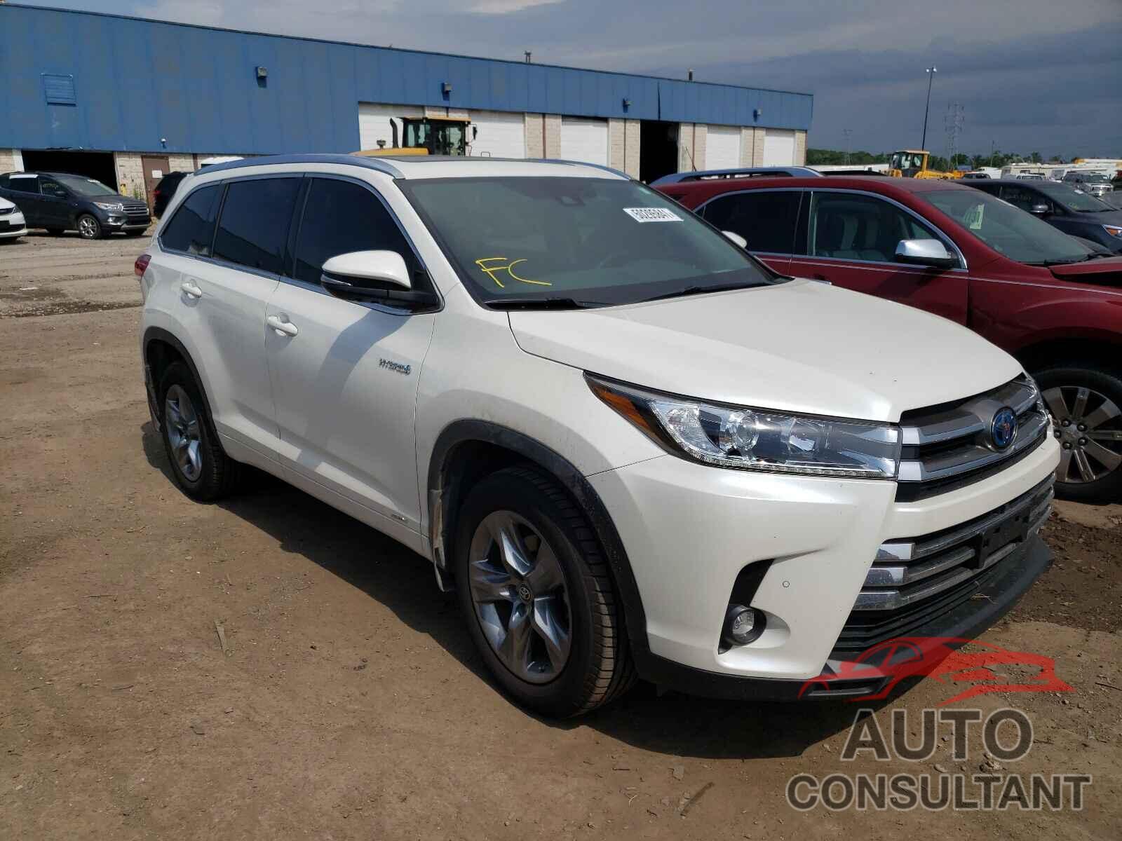 TOYOTA HIGHLANDER 2019 - 5TDDGRFH5KS061147