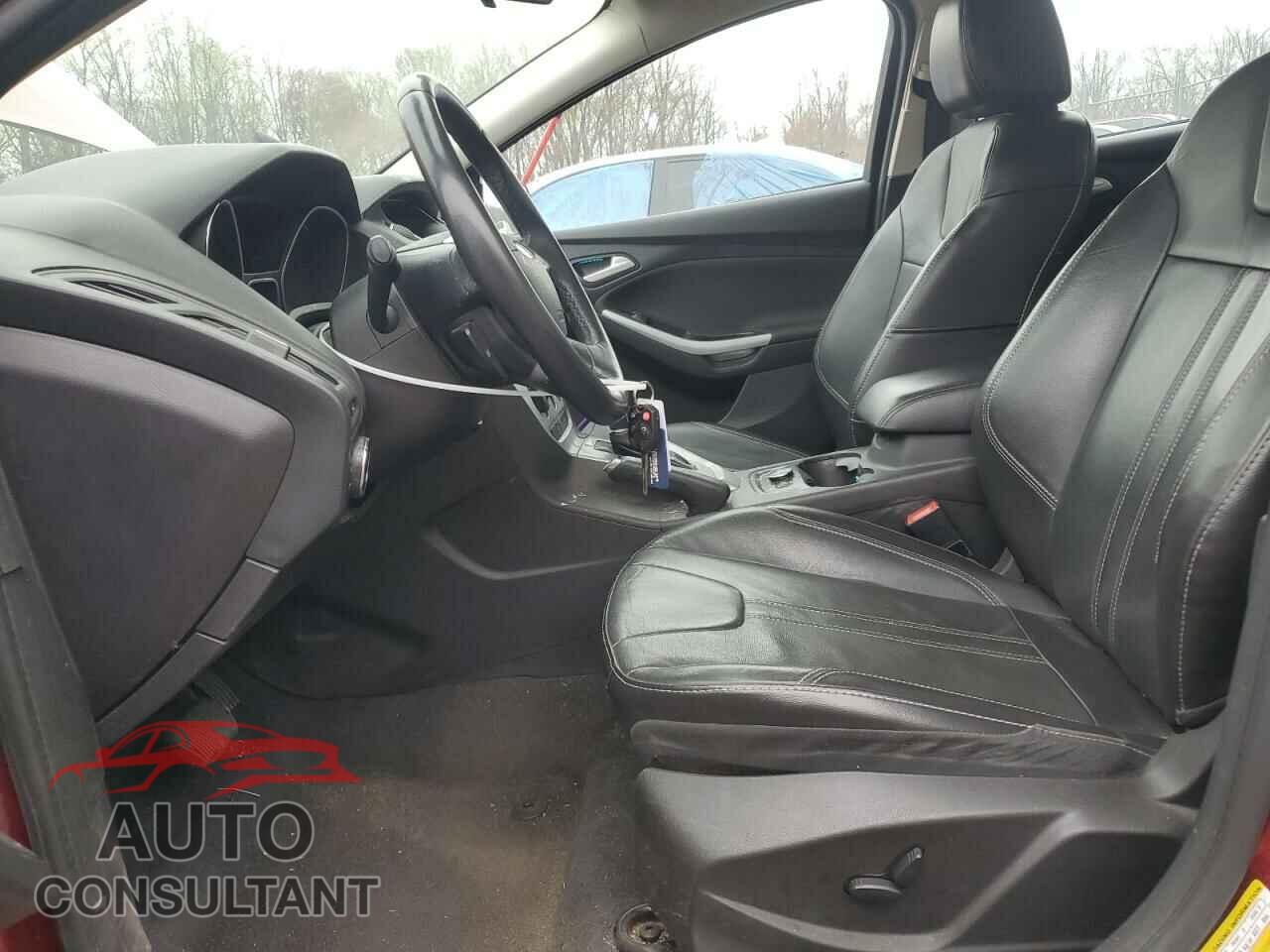 FORD FOCUS 2014 - 1FADP3F27EL366105