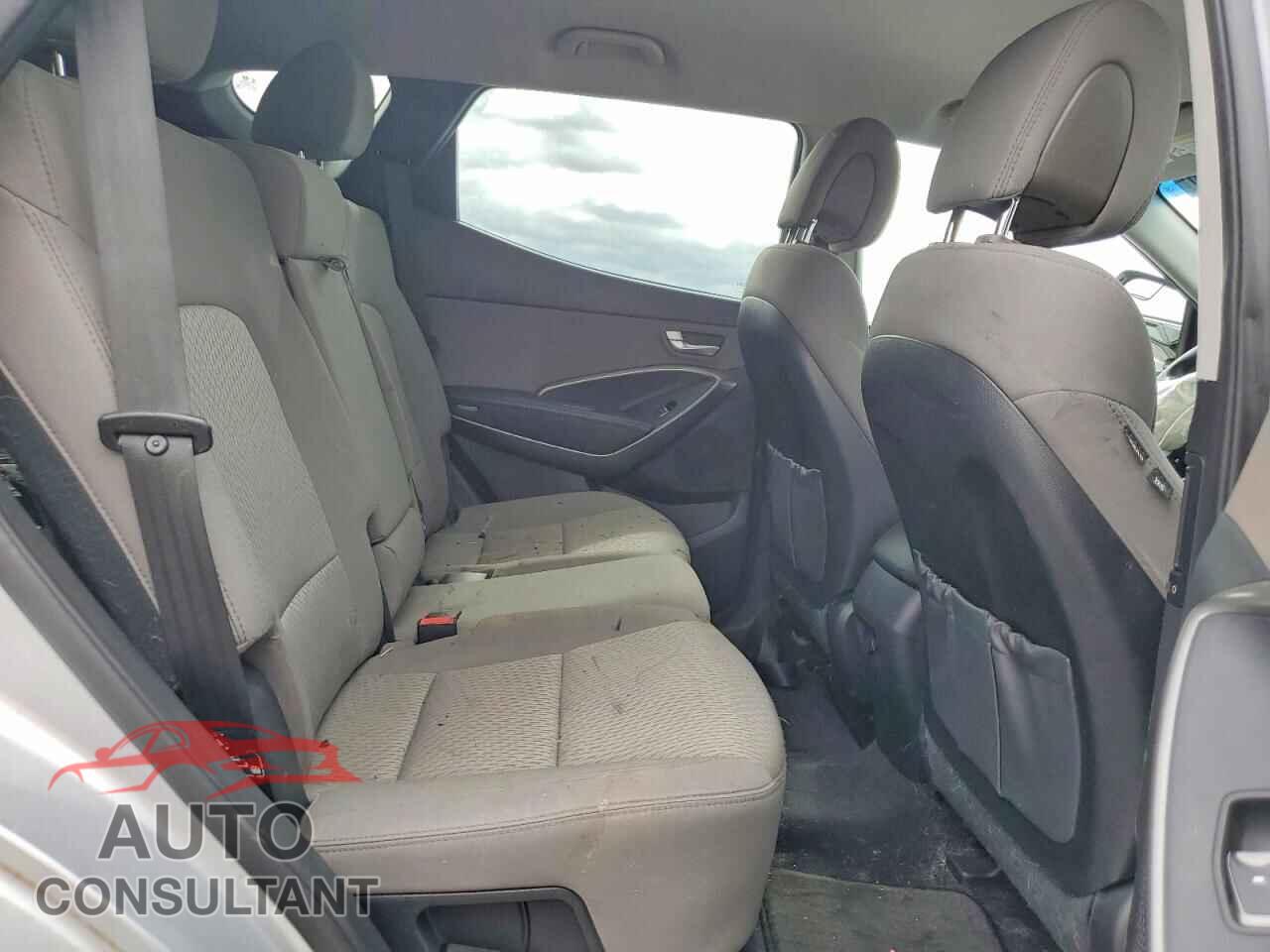 HYUNDAI SANTA FE 2018 - 5XYZT3LB0JG562425