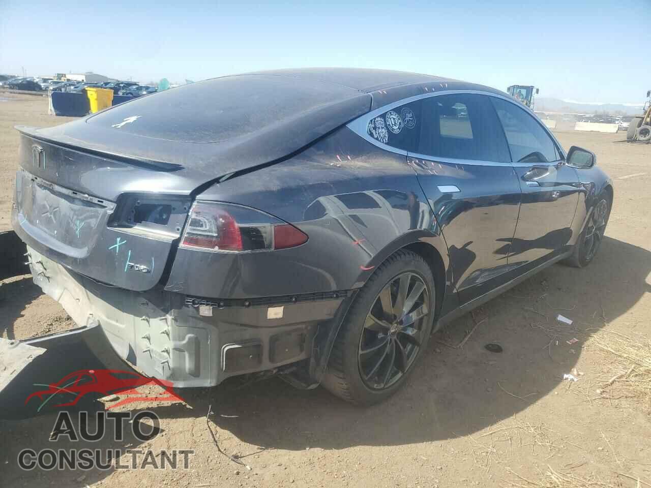 TESLA MODEL S 2015 - 5YJSA1S26FF095359