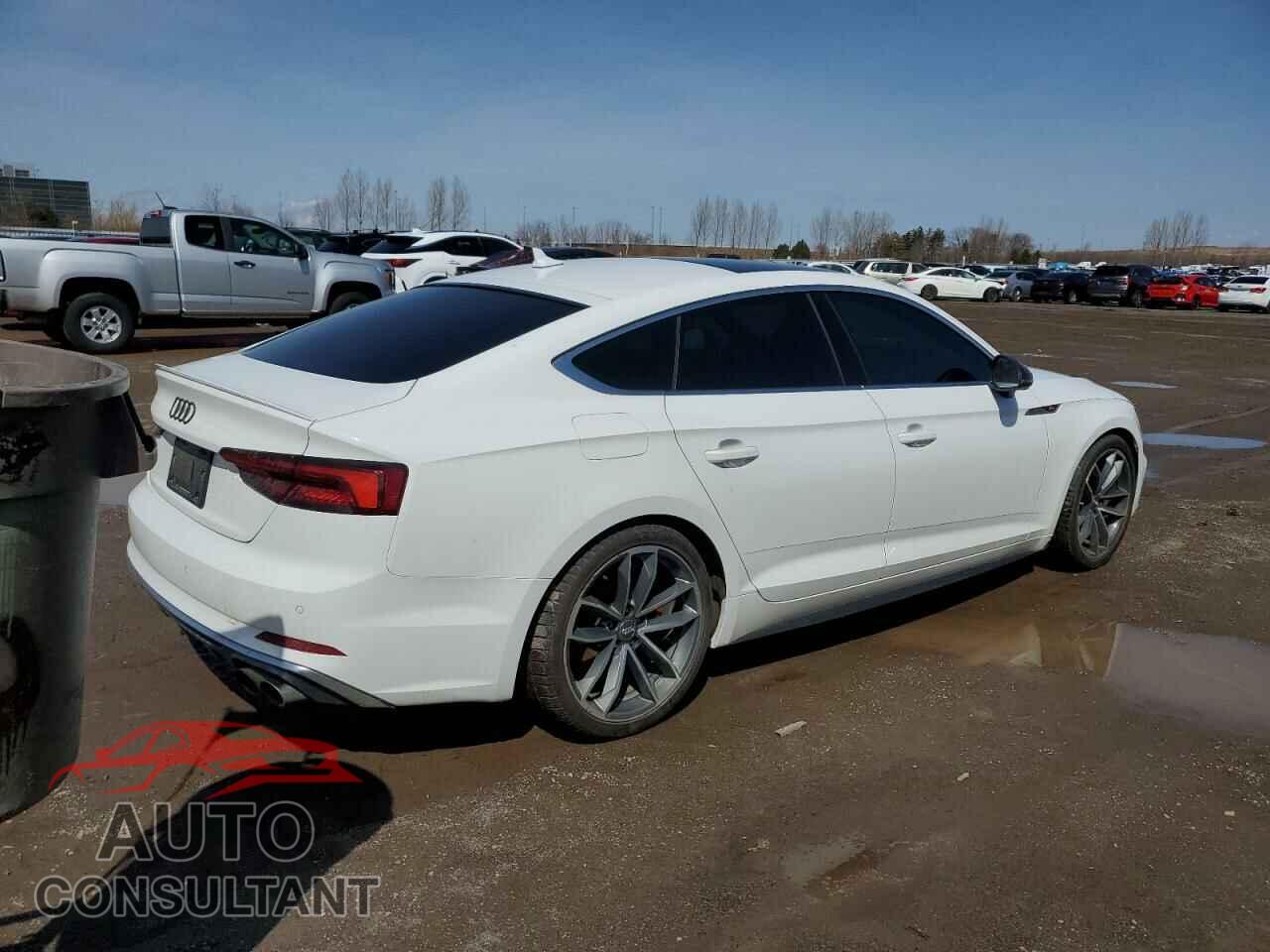 AUDI S5/RS5 2018 - WAUC4CF50JA101070