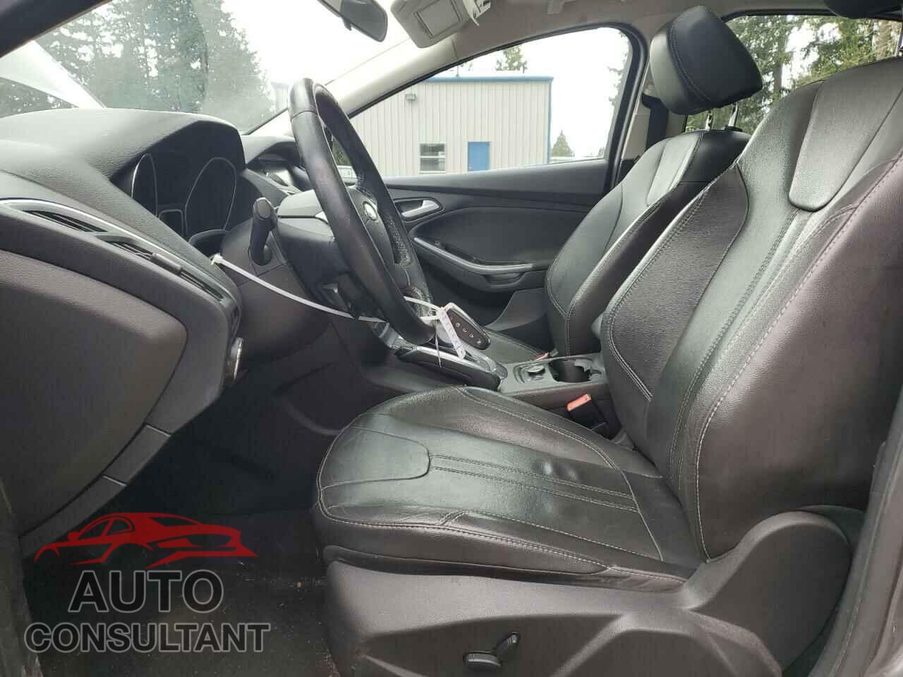 FORD FOCUS 2013 - 1FADP3J23DL209175