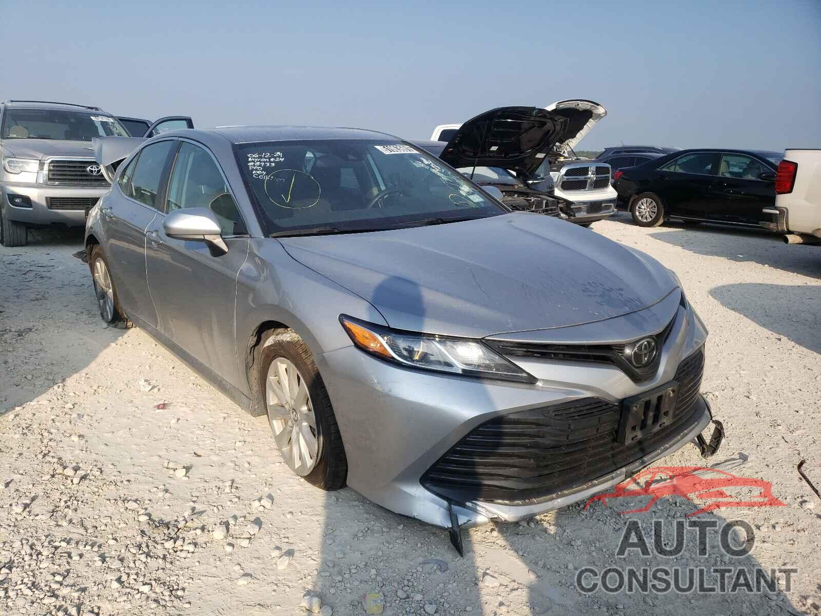 TOYOTA CAMRY 2019 - 4T1B11HK2KU771939