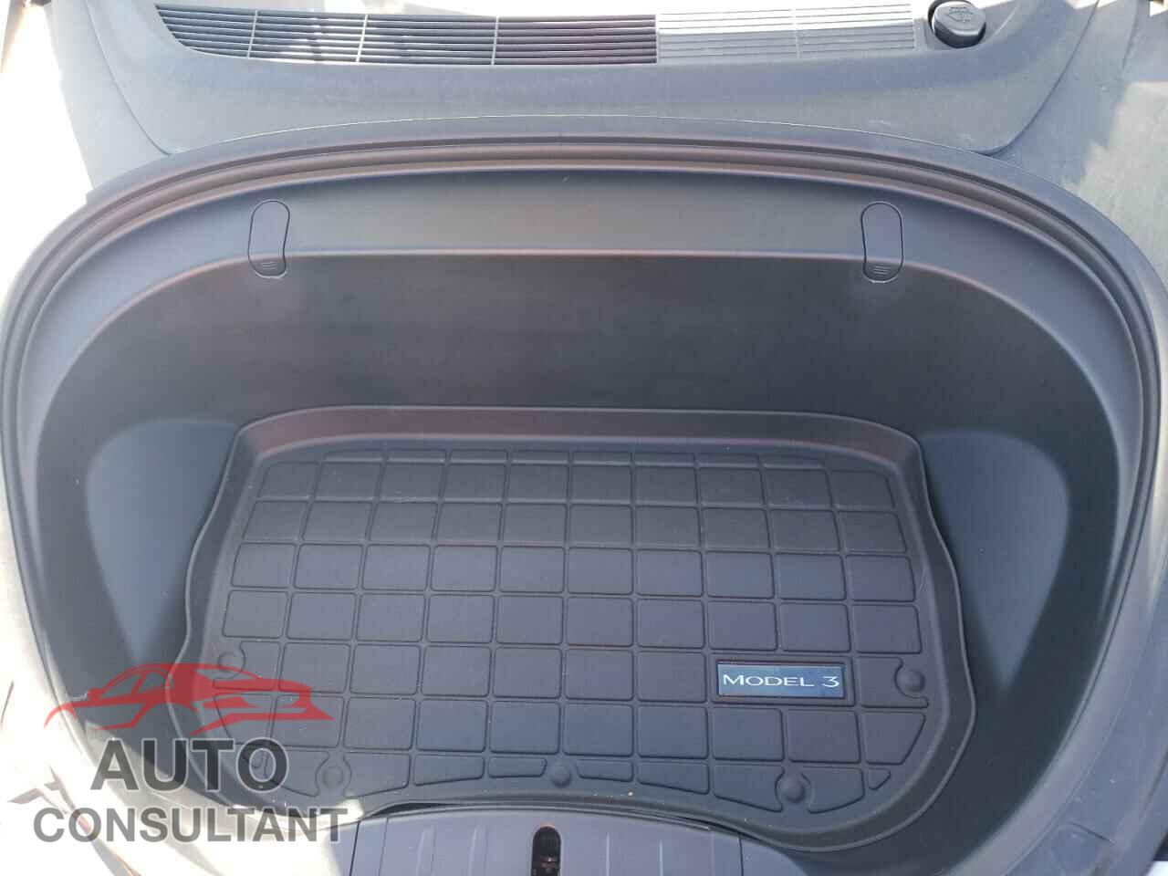 TESLA MODEL 3 2019 - 5YJ3E1EAXKF447980