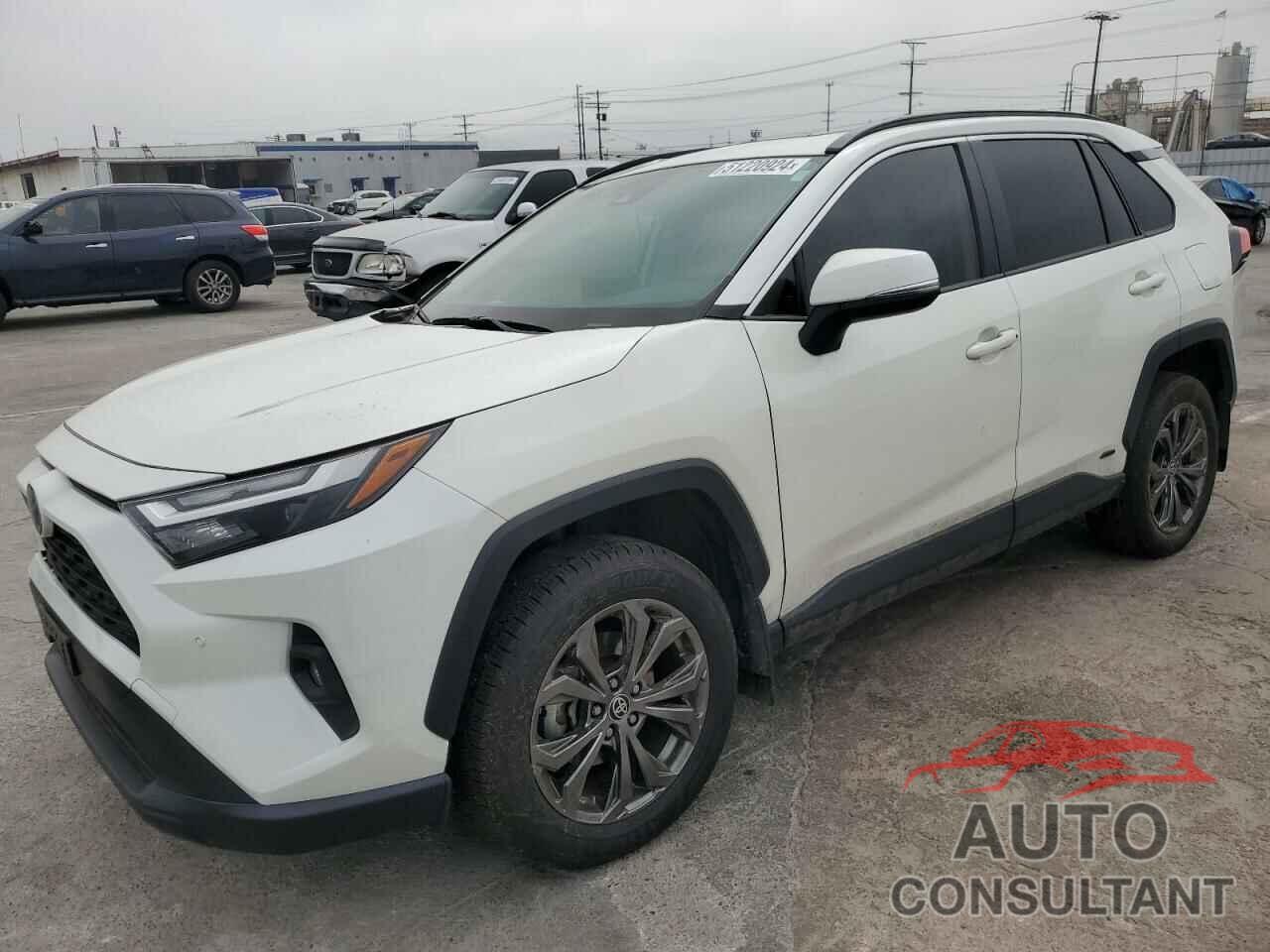 TOYOTA RAV4 2022 - JTMB6RFV2ND523504