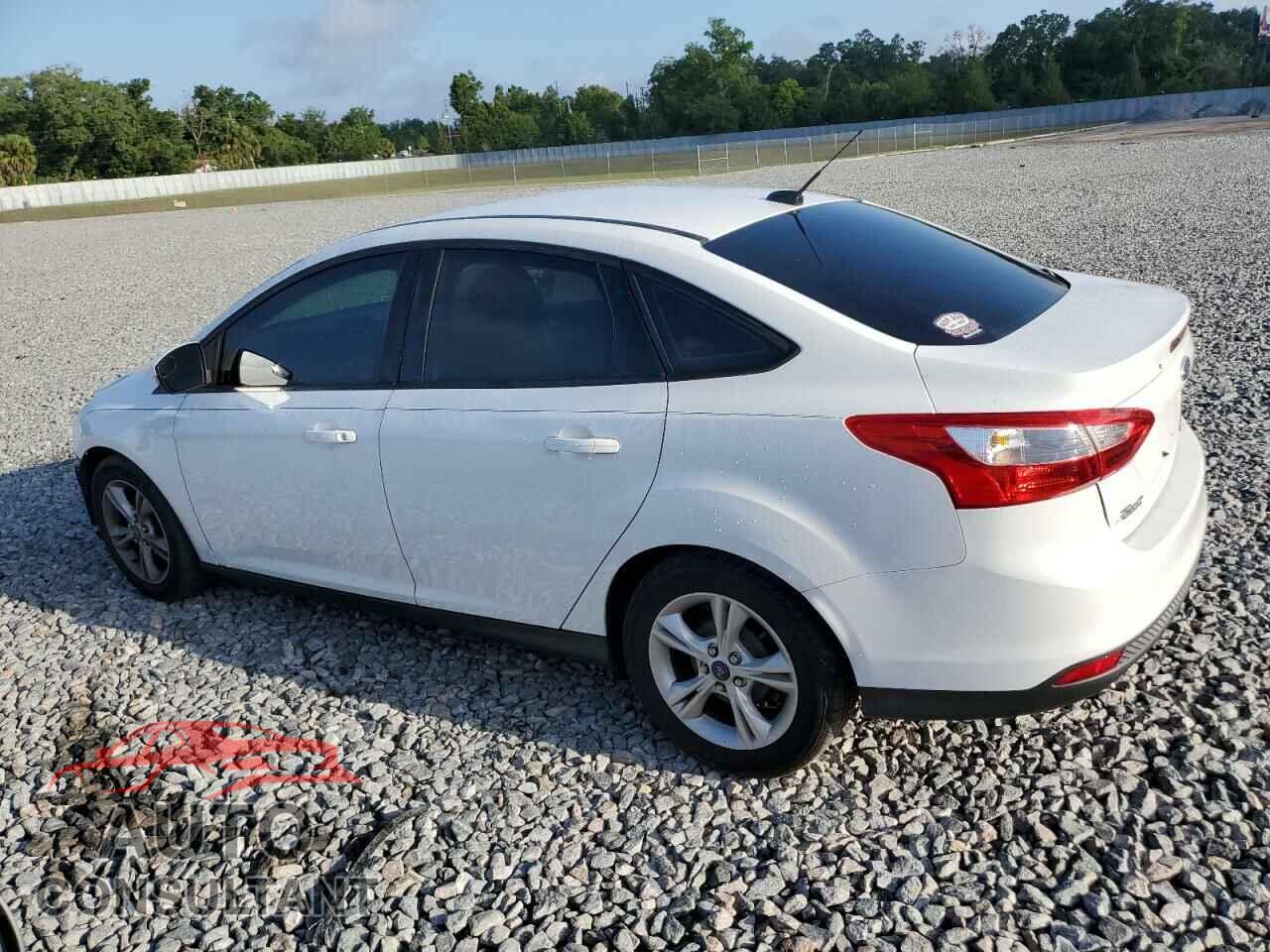 FORD FOCUS 2014 - 1FADP3F27EL412368