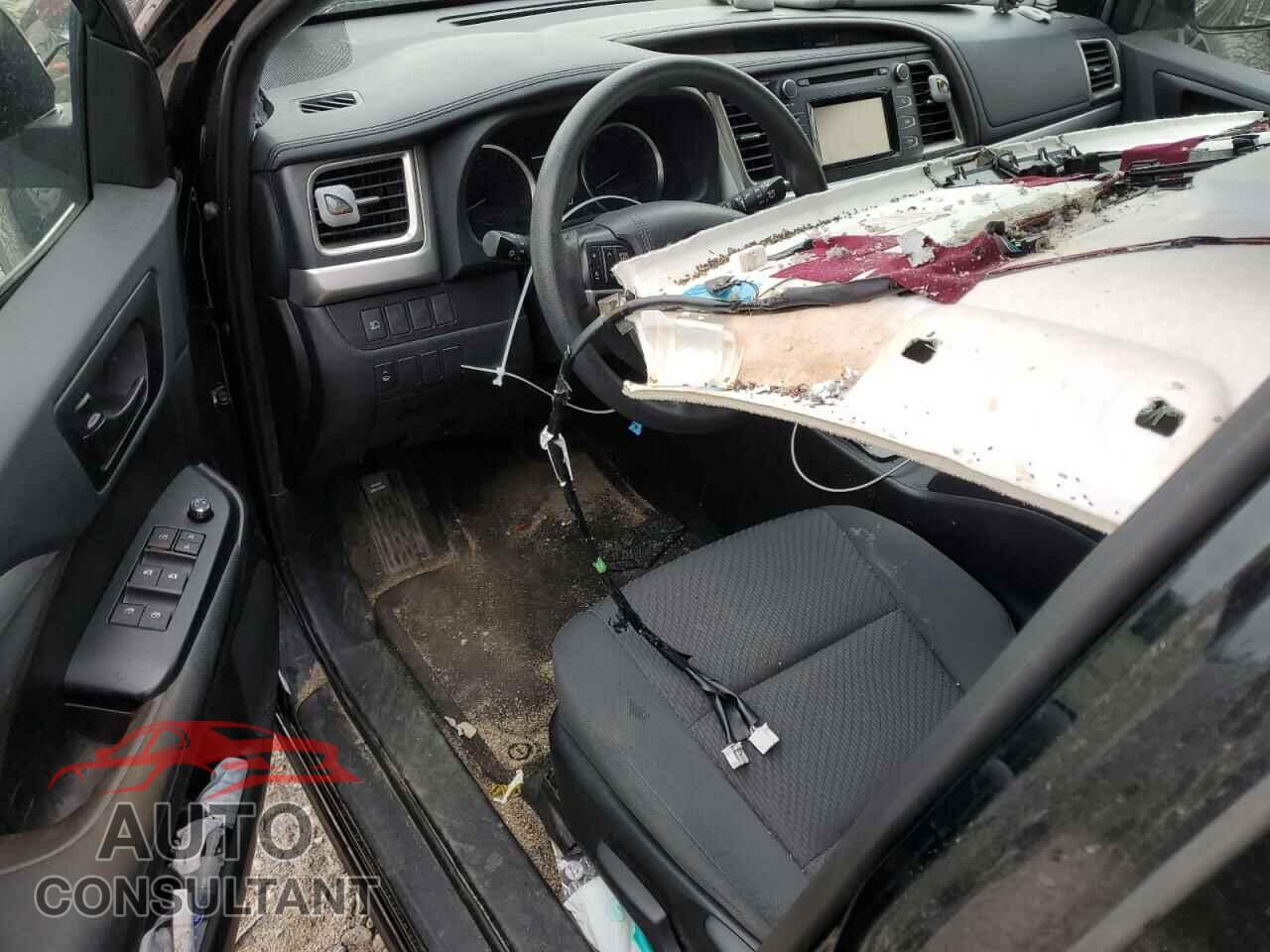 TOYOTA HIGHLANDER 2019 - 5TDBZRFH9KS930706