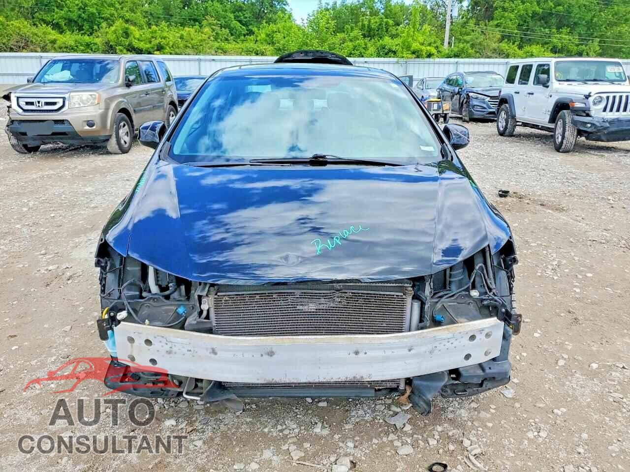 HONDA CIVIC 2012 - 19XFB2F88CE332941