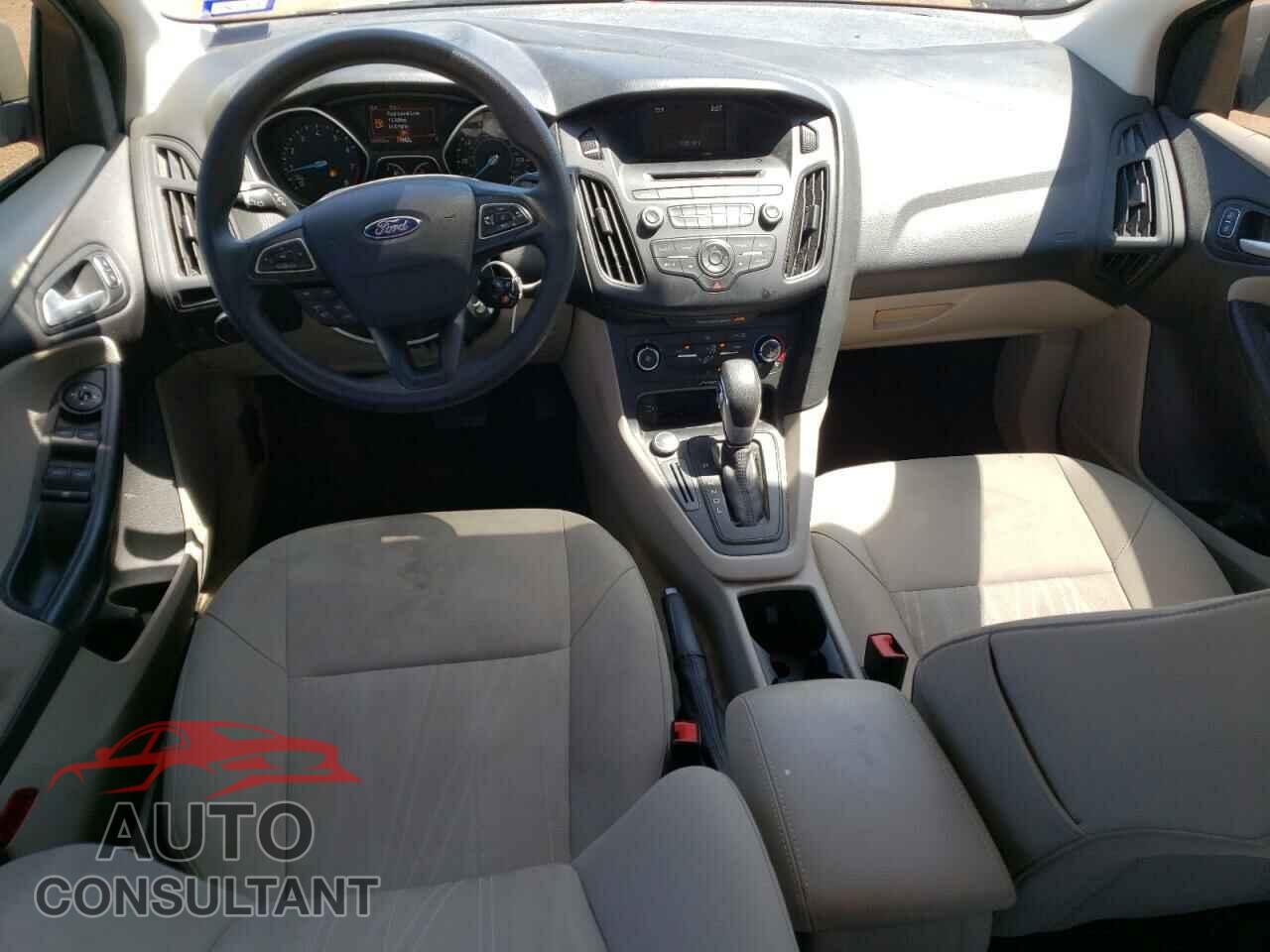 FORD FOCUS 2017 - 1FADP3F26HL295581