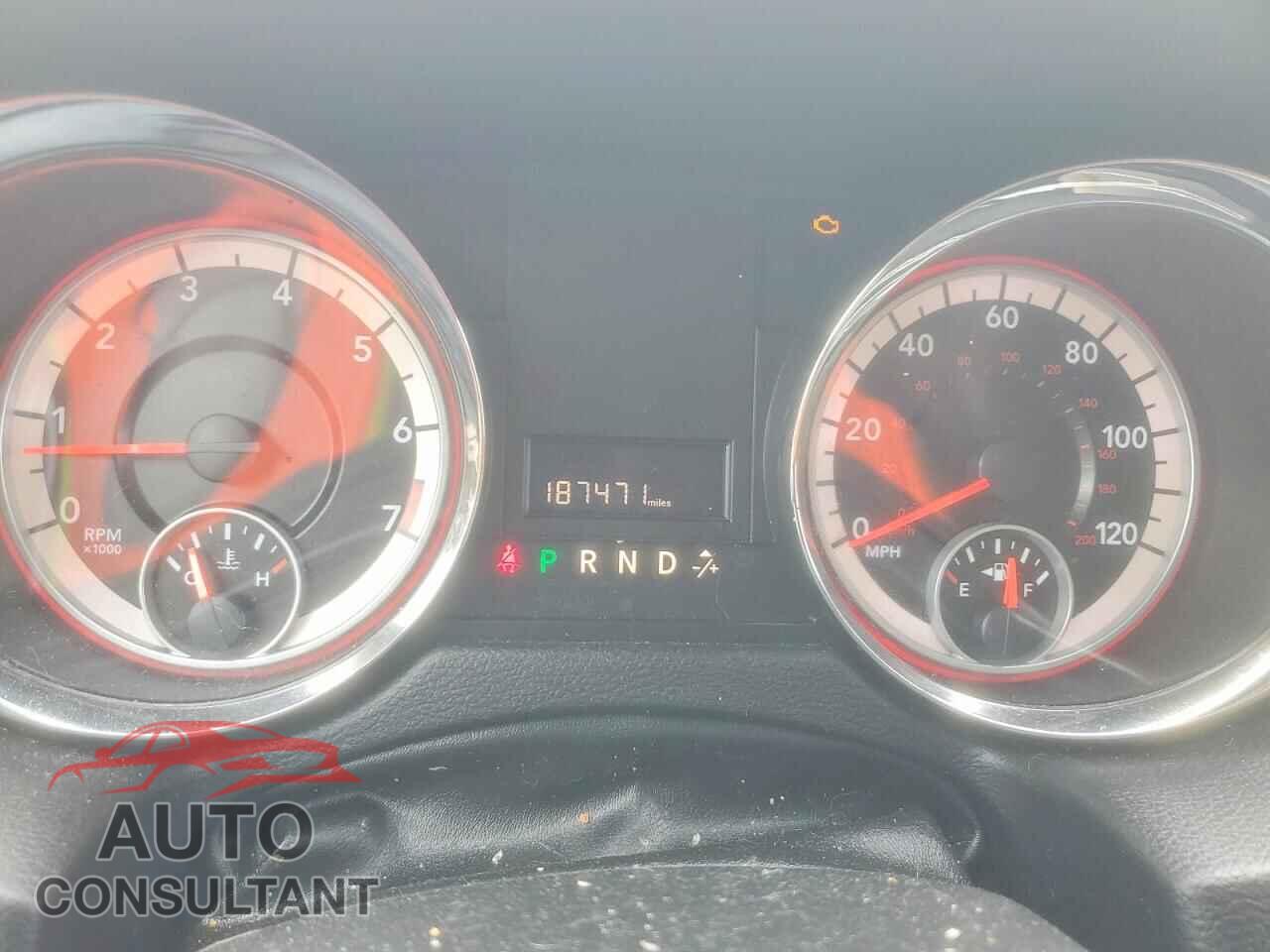 DODGE CARAVAN 2015 - 2C4RDGBG3FR512672