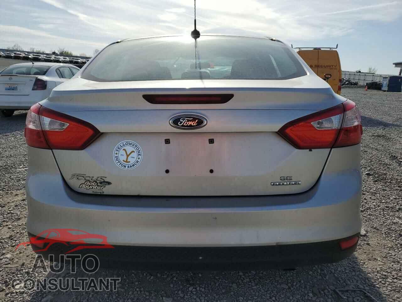 FORD FOCUS 2014 - 1FADP3F20EL263477