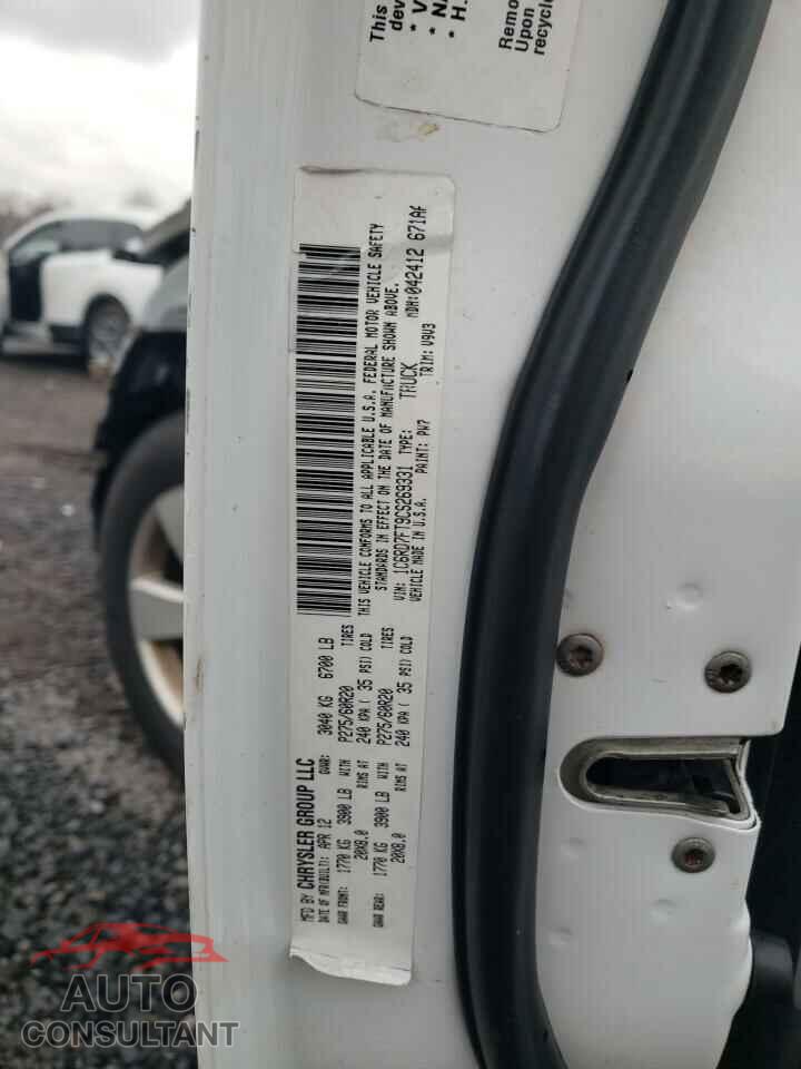 DODGE RAM 1500 2012 - 1C6RD7FT9CS269331