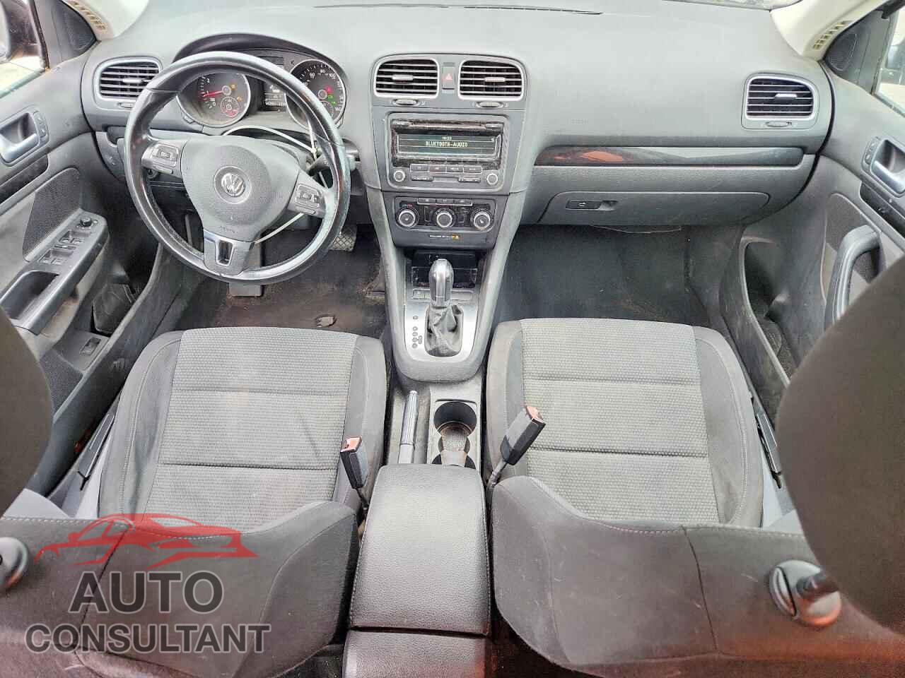 VOLKSWAGEN JETTA 2014 - 3VWPP7AJ8EM624625