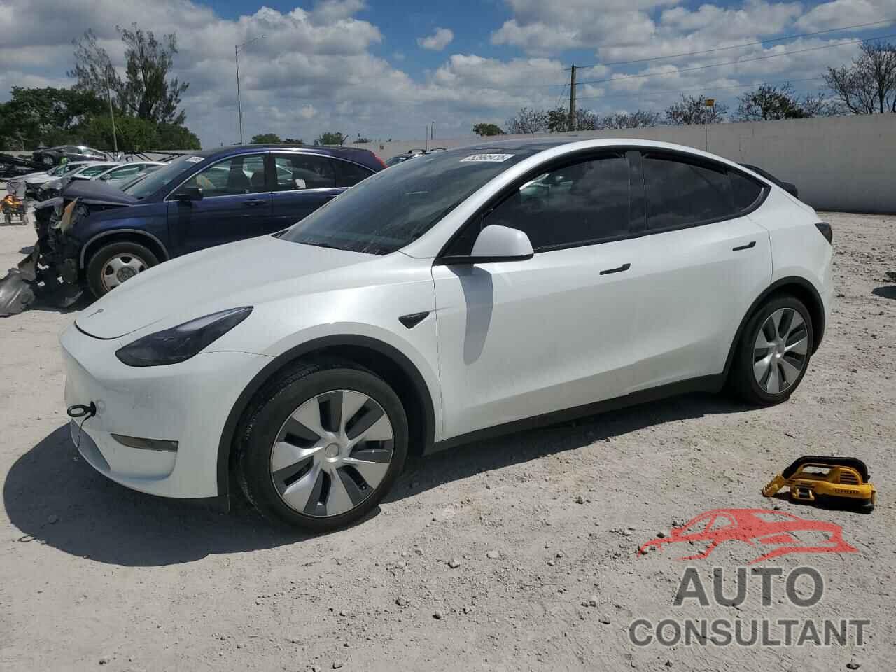 TESLA MODEL Y 2023 - 7SAYGDEE2PF604318