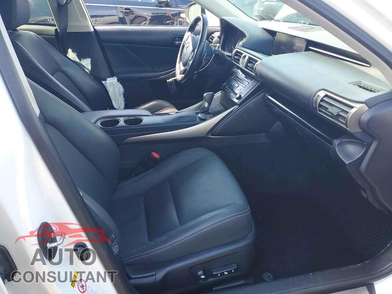 LEXUS IS 2014 - JTHCF1D21E5013944