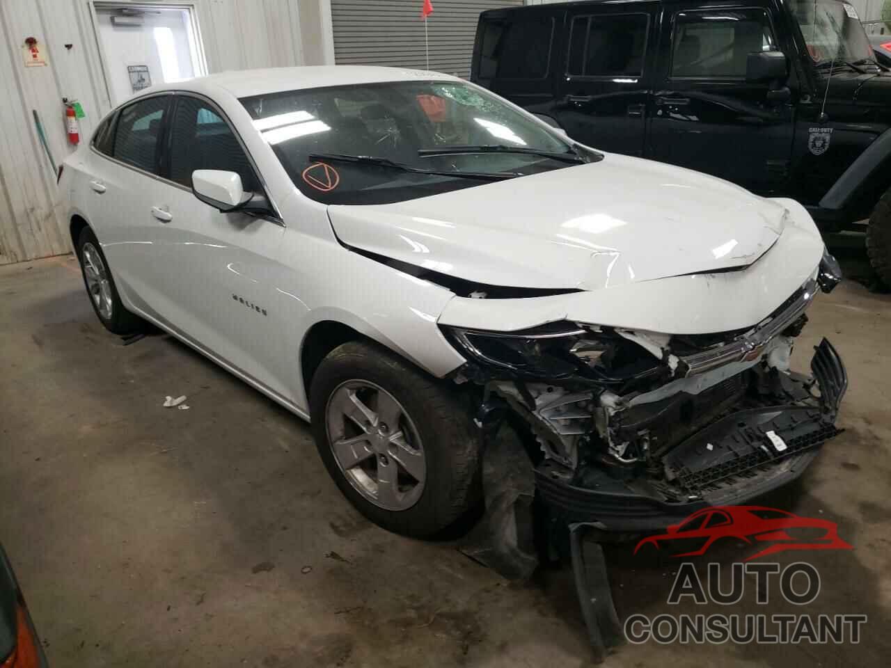 CHEVROLET MALIBU 2020 - 1G1ZD5ST3LF099083