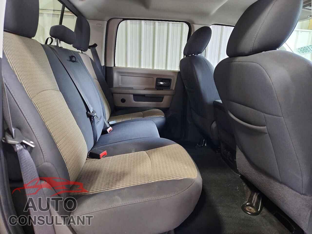 DODGE RAM 1500 2012 - 1C6RD7LT3CS146676