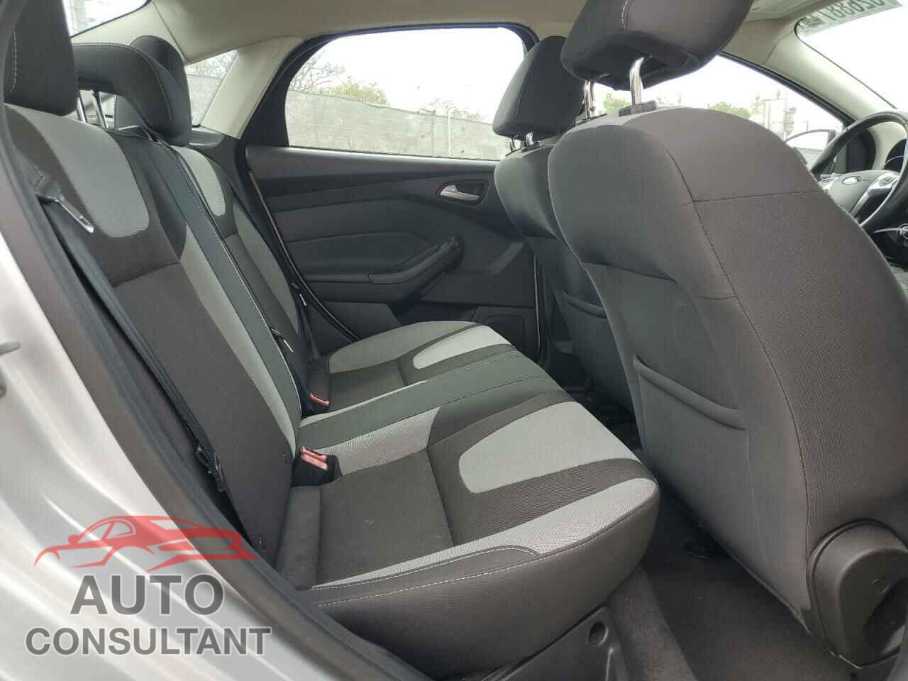 FORD FOCUS 2014 - 1FADP3F25EL357905