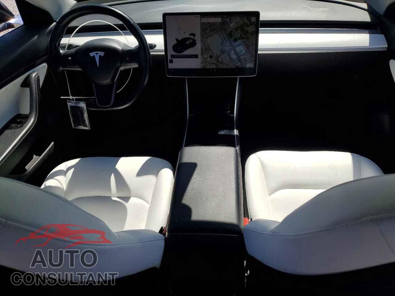 TESLA MODEL 3 2018 - 5YJ3E1EB4JF085801