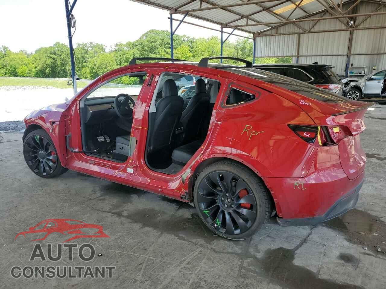 TESLA MODEL Y 2023 - 7SAYGDEFXPF586885