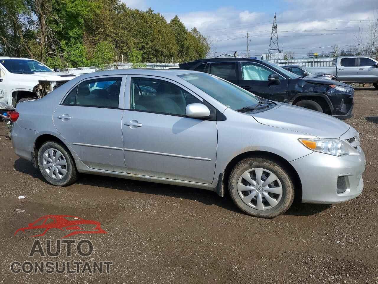 TOYOTA COROLLA 2011 - 2T1BU4EE3BC645520