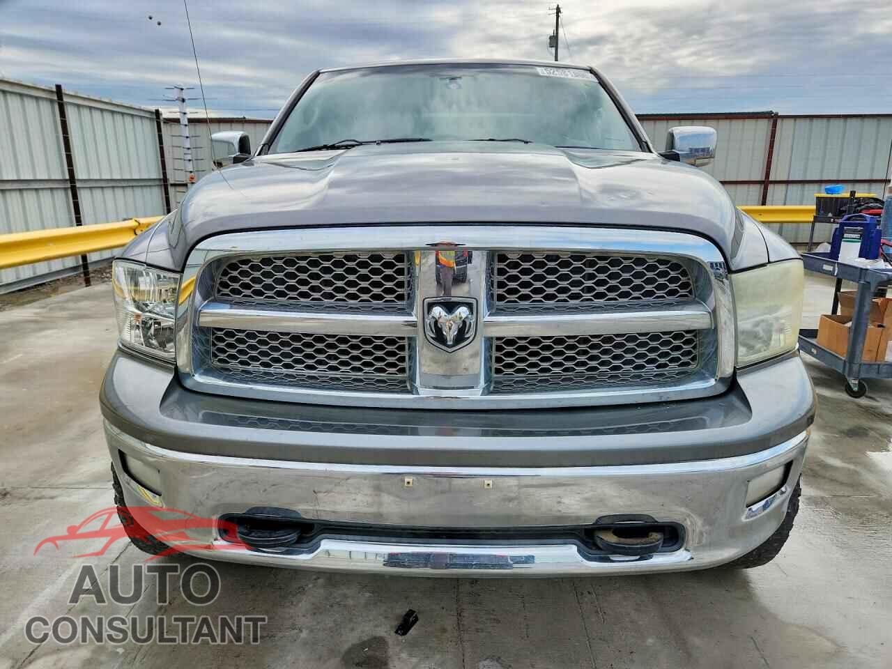 DODGE RAM 1500 2011 - 1D7RV1CT0BS706337