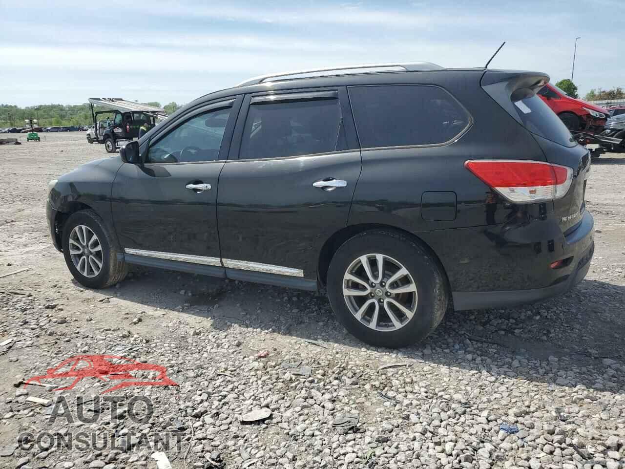 NISSAN PATHFINDER 2013 - 5N1AR2MM3DC641114