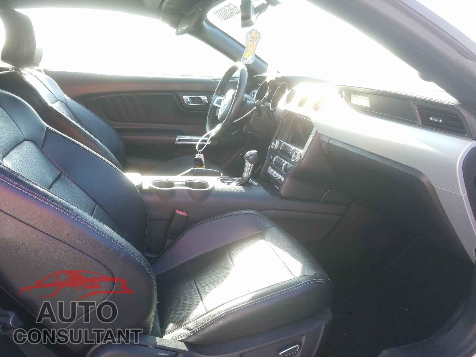 FORD MUSTANG 2017 - 1FATP8UH8H5220451