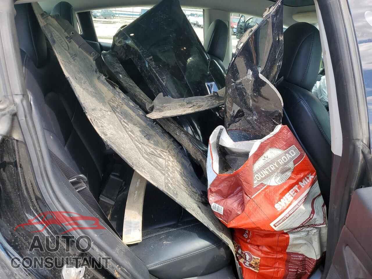 TESLA MODEL 3 2018 - 5YJ3E1EB4JF184859