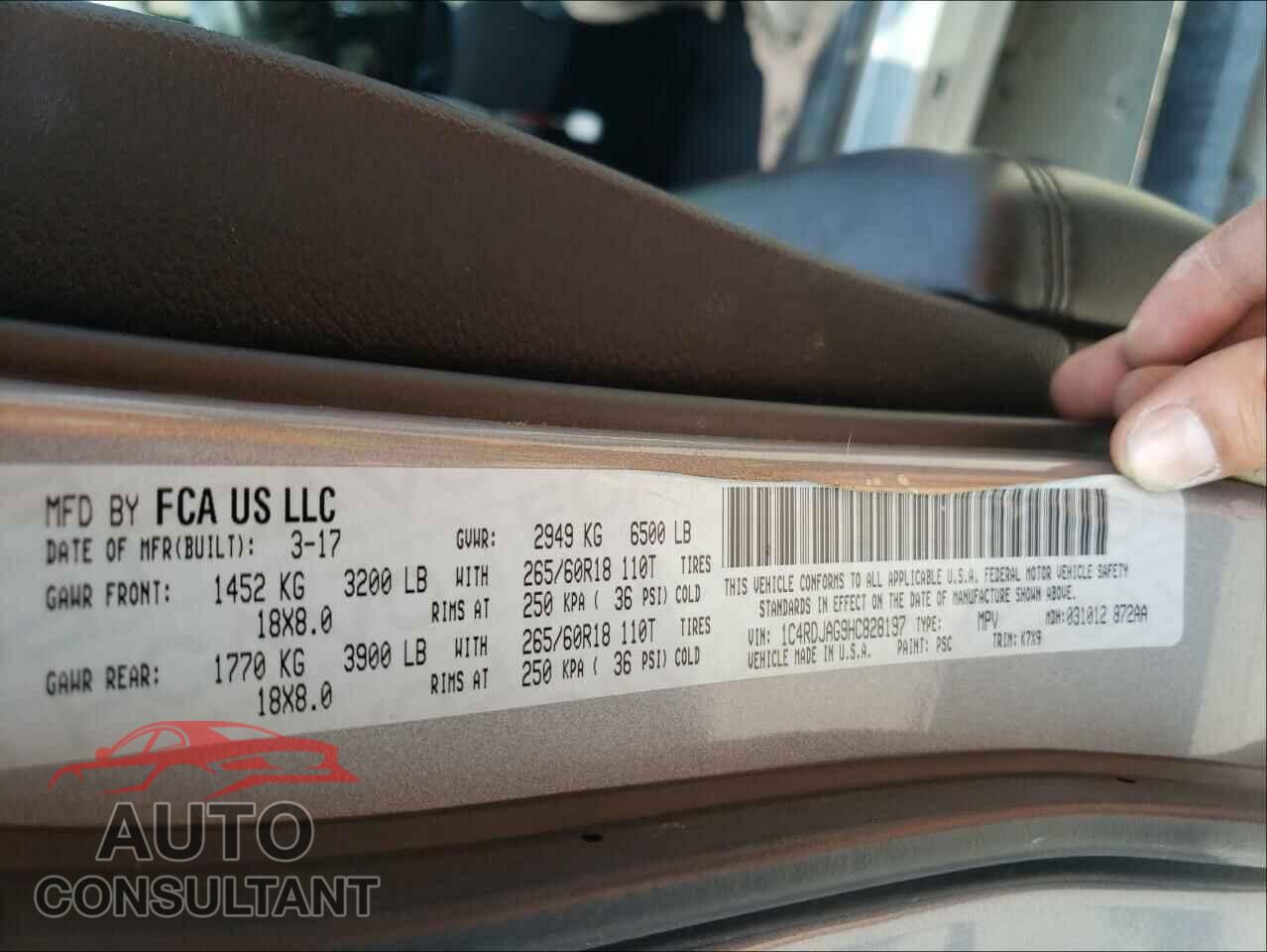 DODGE DURANGO 2017 - 1C4RDJAG9HC828197